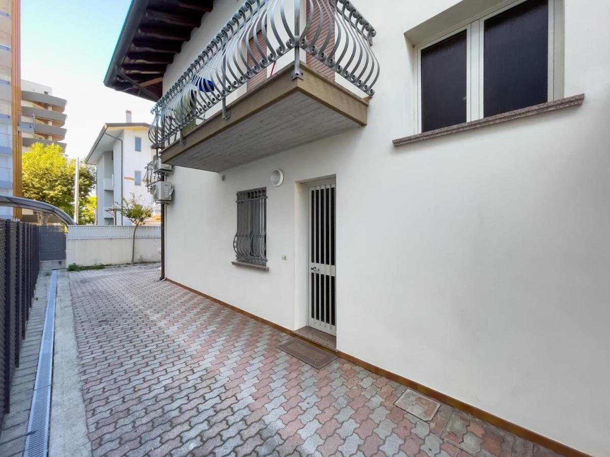 Casa Guglielmo E Anna Villa Lignano Sabbiadoro Bagian luar foto