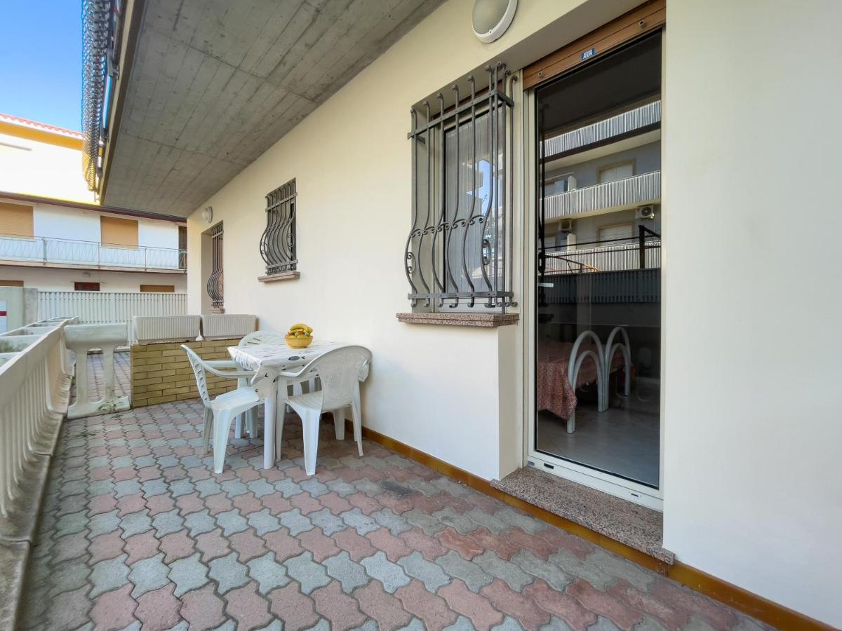 Casa Guglielmo E Anna Villa Lignano Sabbiadoro Bagian luar foto